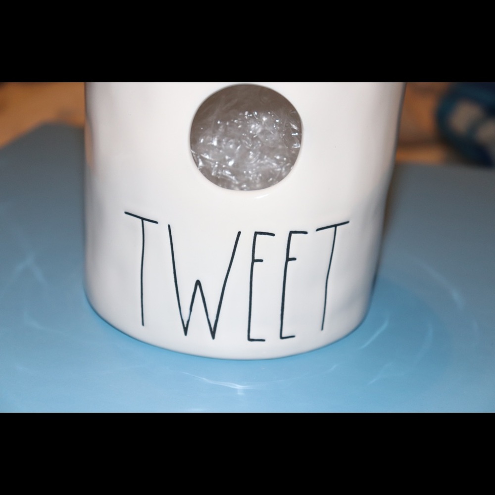 HTF Rae Dunn Tweet Round Birdhouse - Picture 3 of 7